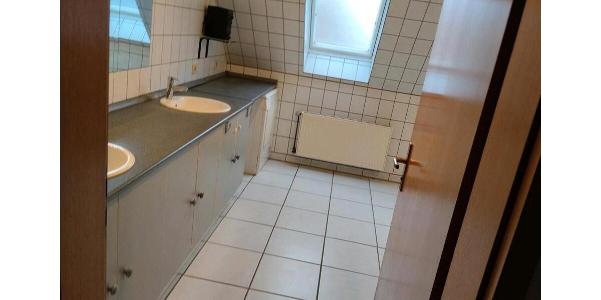 Mehrfamilienhaus, Wohnhaus Garbsen Ortschaft Horst - 9 Zimmer, 300 m&sup2;, 649.000&euro; | Angebot:26162954