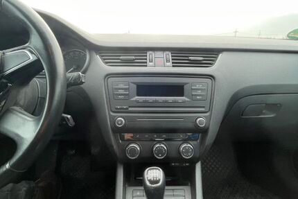 Skoda Octavia 208.304 km 5.100 &euro; Wunstorf 31515