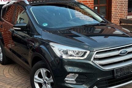 Ford Kuga 96.500 km 11.590 &euro; Barsinghausen OT Nordgoltern 30890