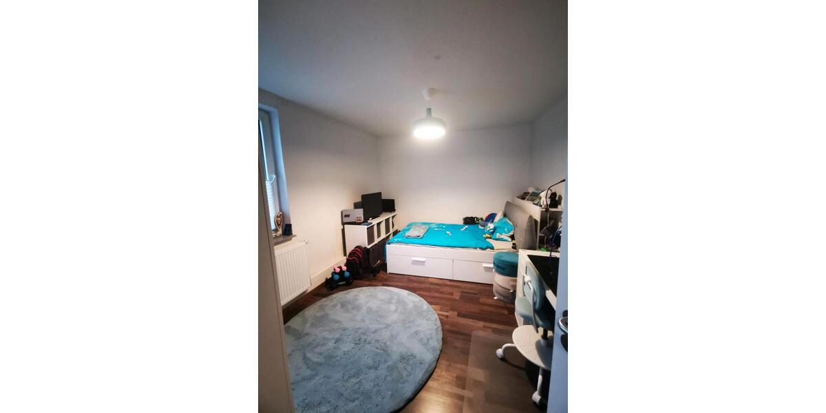 Wunderschöne 5-Zi.-Whg. in Ilten mit eigenem Garten 5 zimmer