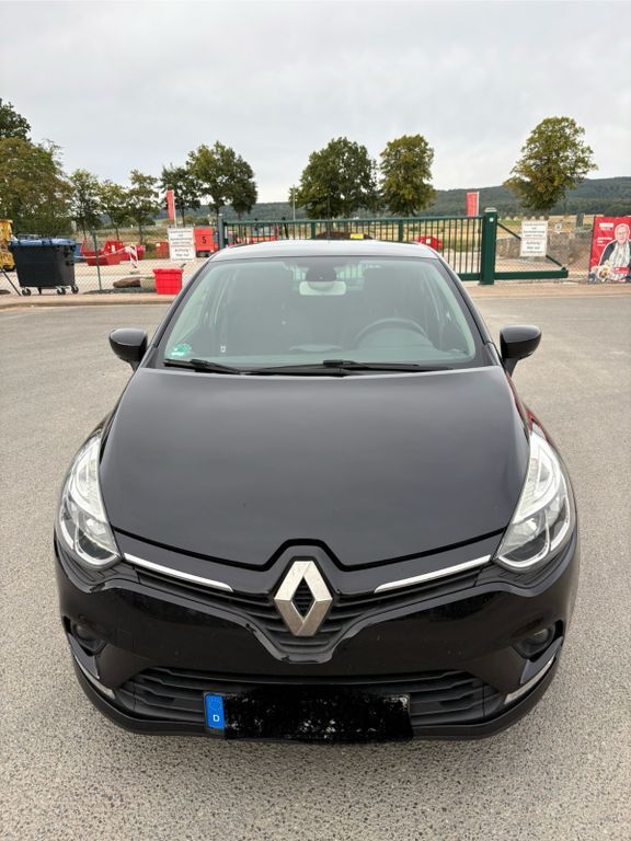 Renault Clio 90.000 km 6.999 € Coppenbrügge 31863