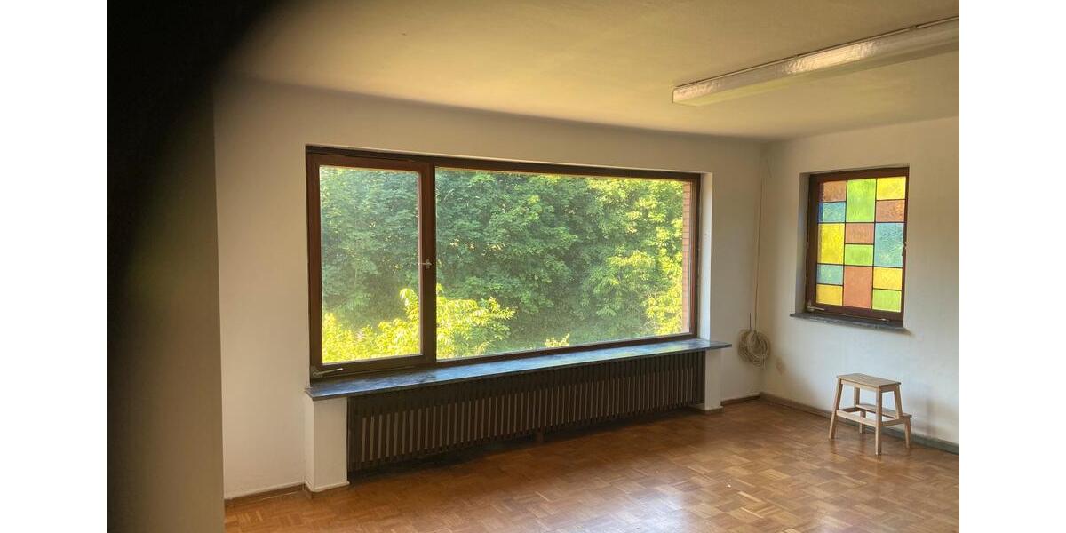 Einfamilienhaus Burgwedel - 7 Zimmer, 200 m&sup2;, 780.000&euro; | Angebot:27030022