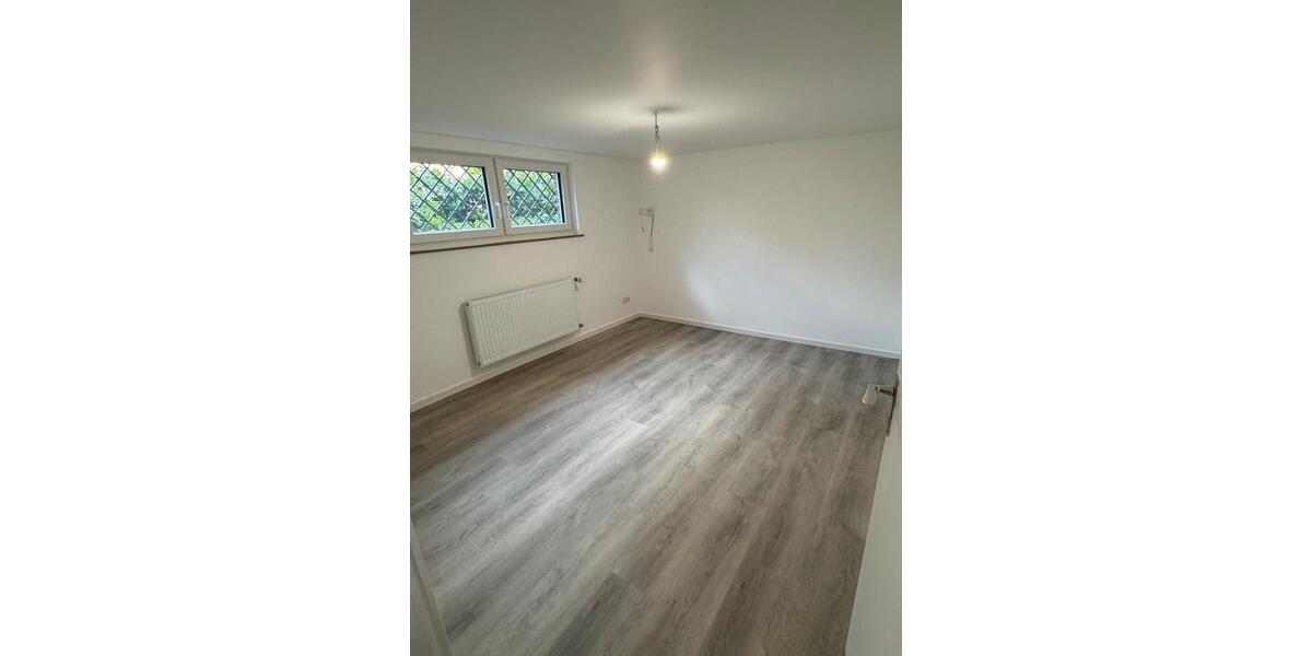 Etagenwohnung Sehnde - 5 Zimmer, 103 m&sup2;, 1.745&euro; | Angebot:26301075