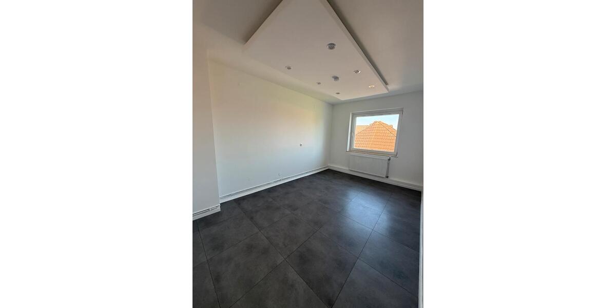 Mehrfamilienhaus, Wohnhaus Hannover Ahlem-Badenstedt-Davenstedt - 8 Zimmer, 178 m&sup2;, 589.000&euro; | Angebot:27231450