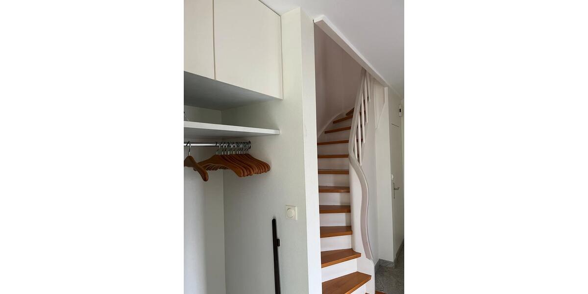 Doppelhaushälfte Hannover - 3 Zimmer, 175 m&sup2;, 1.800&euro; | Angebot:26665679