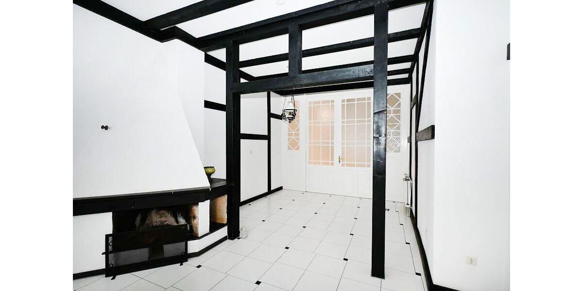 Erdgeschoßwohnung Wedemark - 4 Zimmer, 160 m&sup2;, 1.680&euro; | Angebot:25380215