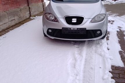 Seat Altea 176.000 km 3.299 &euro; Pattensen 30982