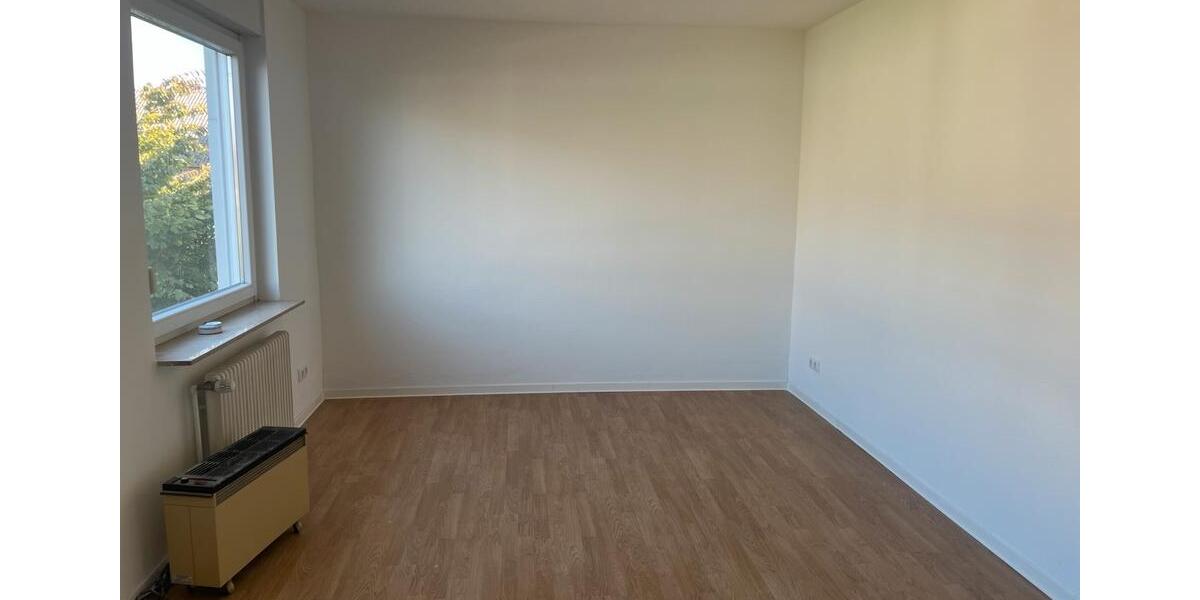 Reihenhaus Hannover Döhren-Wülfel - 5.5 Zimmer, 131 m&sup2;, 1.900&euro; | Angebot:27607864