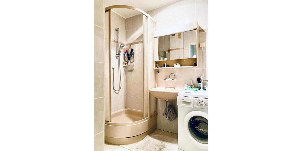 Ruhig gelegene 3-Zi-Whg mit Südbalkon 3 zimmer