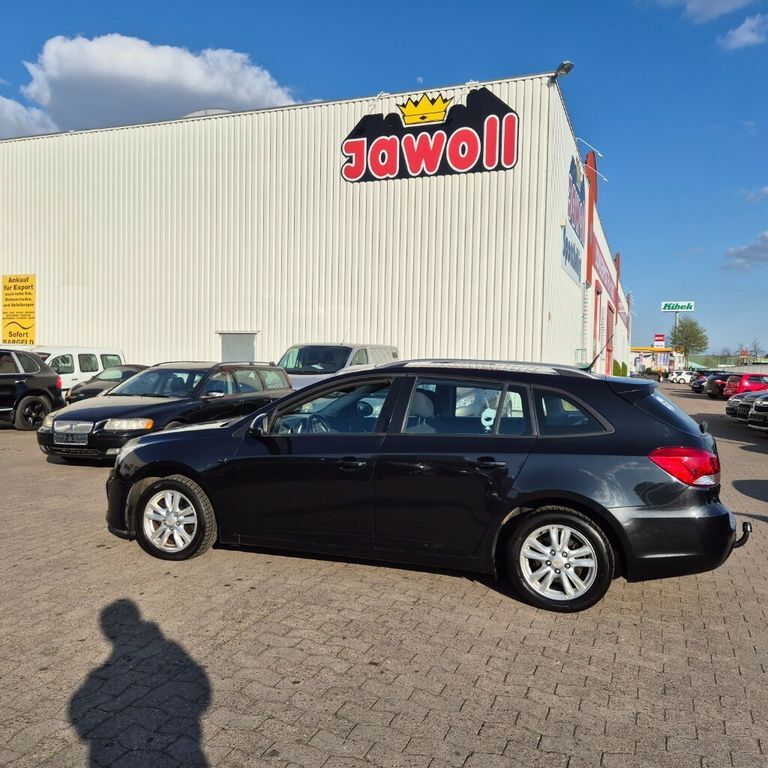 Chevrolet Cruze 208.000 km 2.200 € Garbsen/ Hannover 30827