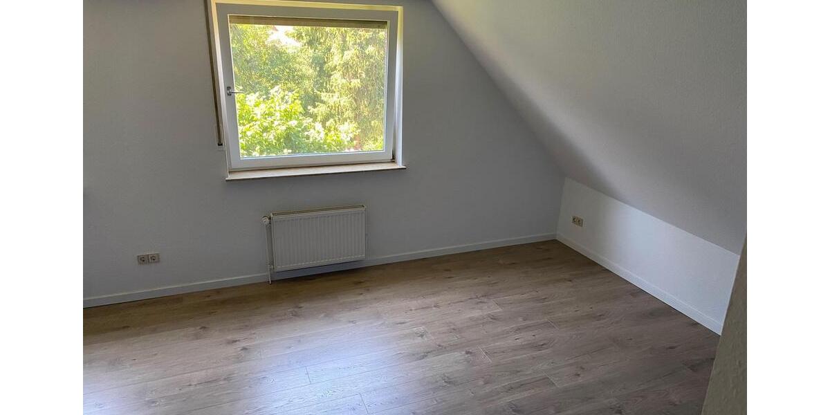 Einfamilienhaus Garbsen Ortschaft Horst - 5.5 Zimmer, 140 m&sup2;, 1.500&euro; | Angebot:26266009