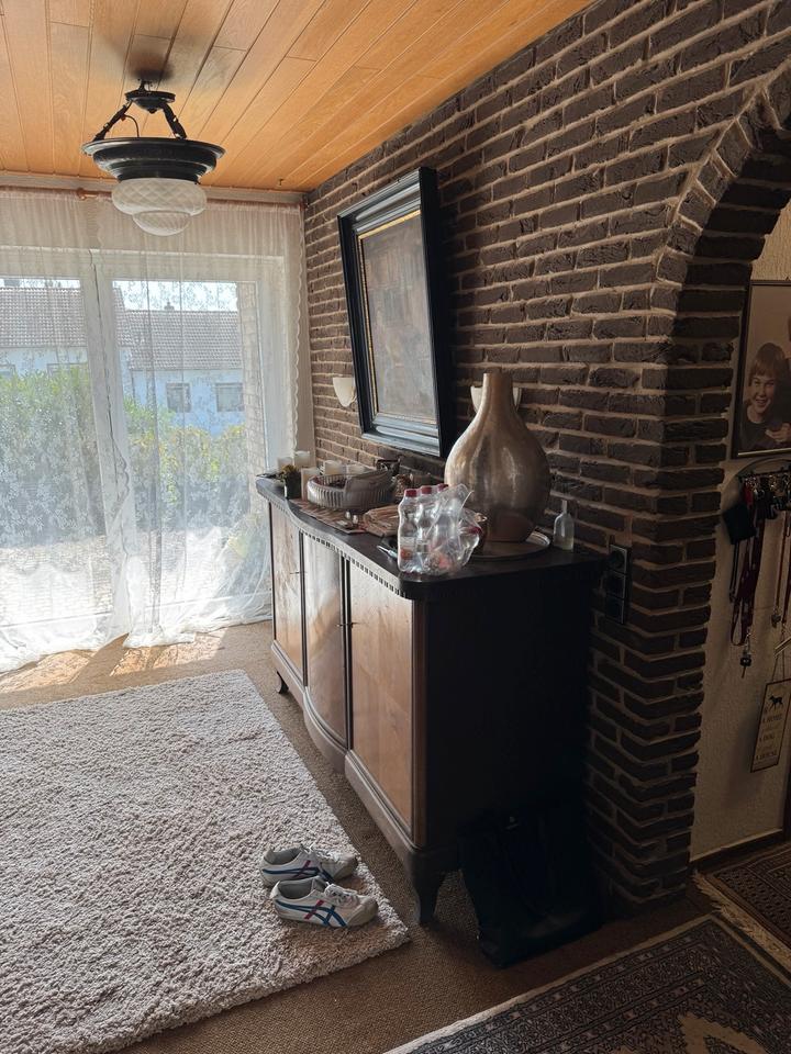 Bungalow, voll unterkellert, mit tollem Ausblick, idyllische Lage
