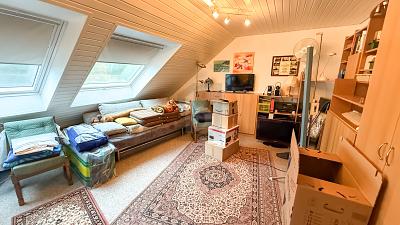 EBENERDIGES DOMIZIL MIT EINLIEGERBEREICH UND GARAGE 4 zimmer