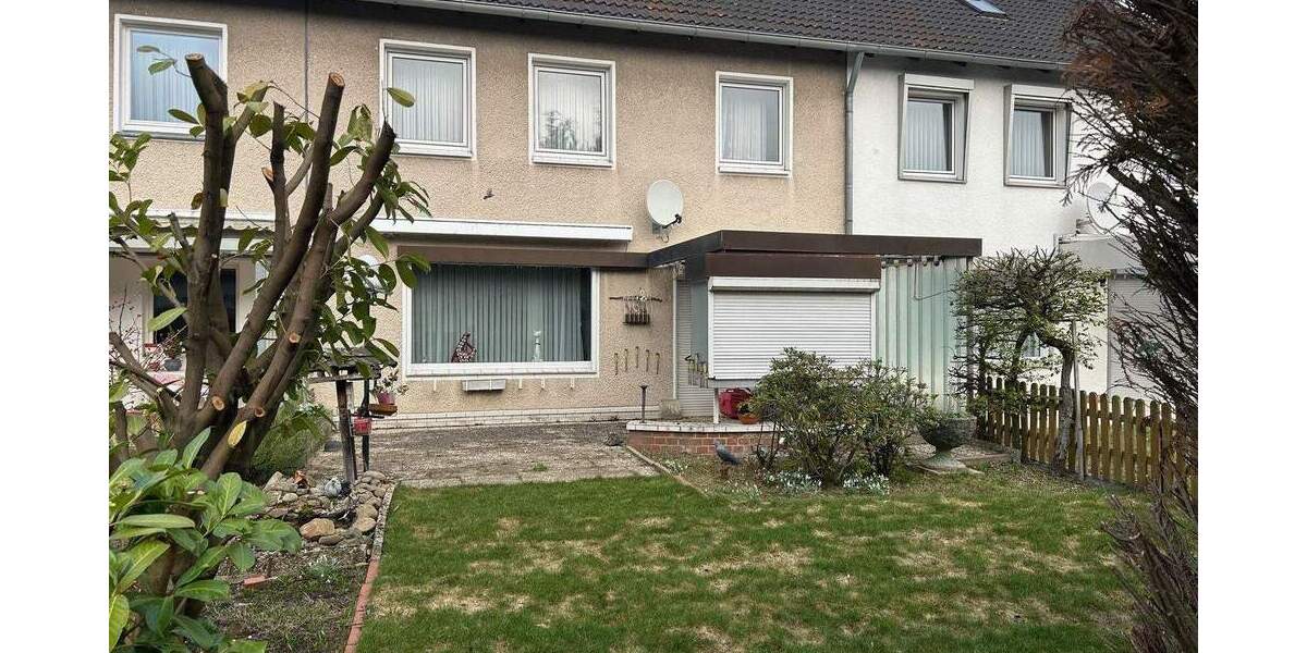 Reihenmittelhaus Hannover Badenstedt - 5 Zimmer, 117 m&sup2;, 299.000&euro; | Angebot:25733417