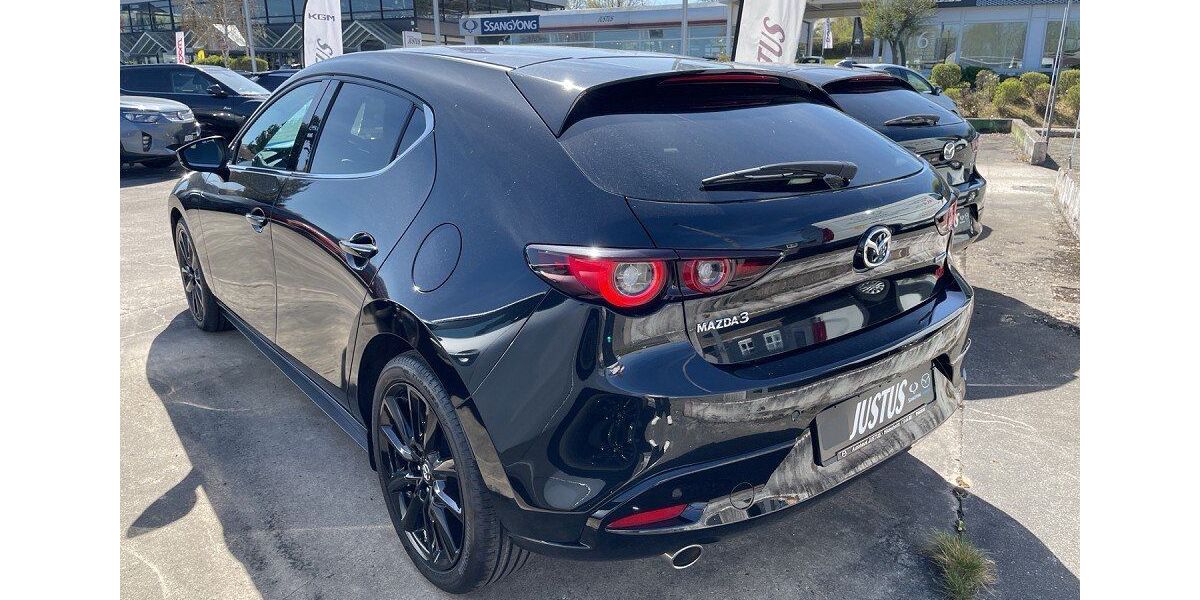 Mazda 3 43.437 km 22.990 &euro; Hildesheim 31137