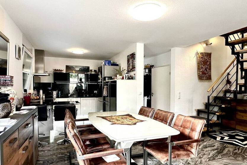 Familienfreundliches Wohnen - moderne Doppelhaushalte von 2011 in ruhiger Lage !