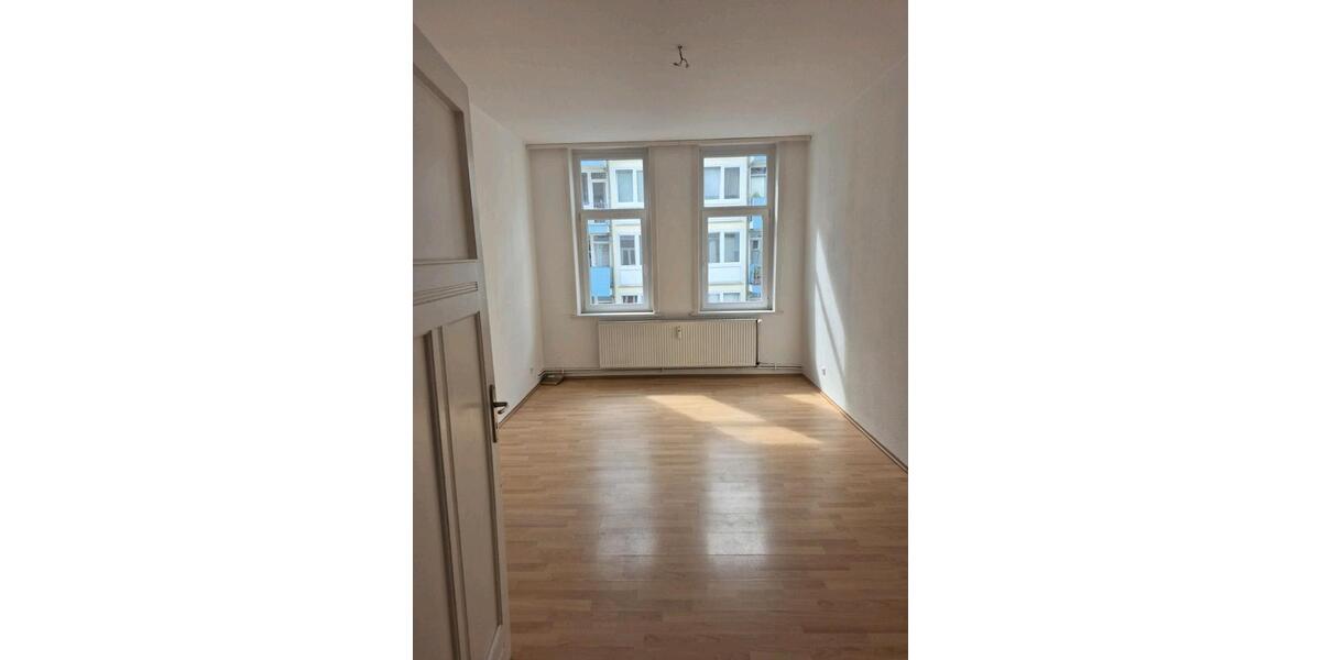 Etagenwohnung Hannover Vahrenwald-List - 4 Zimmer, 95 m&sup2;, 380.000&euro; | Angebot:26869482