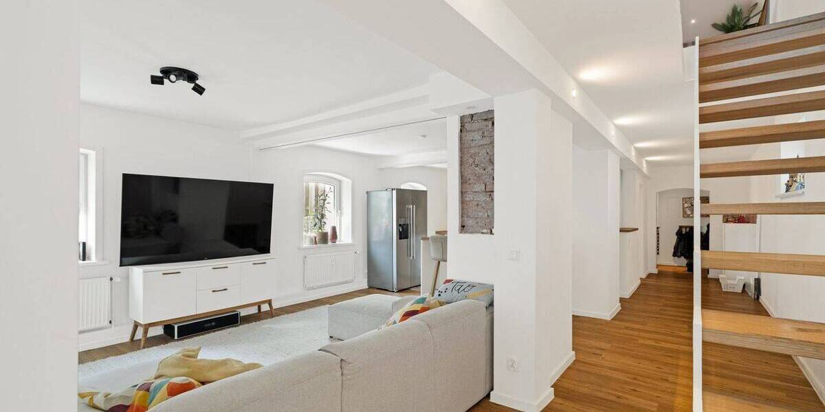 Etagenwohnung Hannover Linden-Süd - 5 Zimmer, 165 m&sup2;, 696.000&euro; | Angebot:26106373