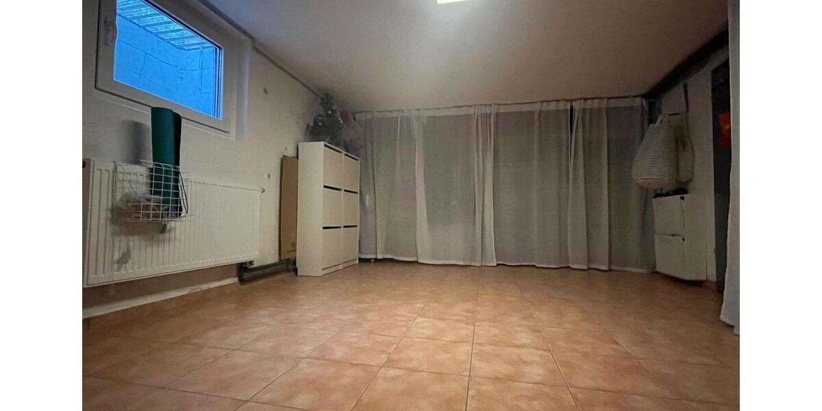 Reihenhaus Langenhagen - 7 Zimmer, 140 m&sup2;, 399.000&euro; | Angebot:26297349