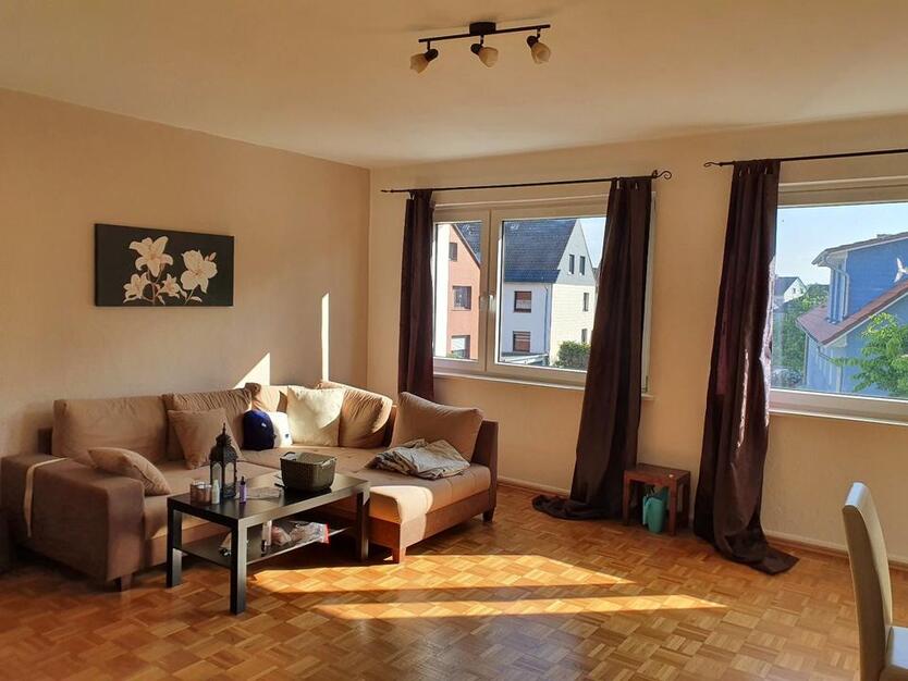 Gemütliche 3 Zimmer Wohnung 2. OG, Balkon in Langenhagen - Kaltenweide