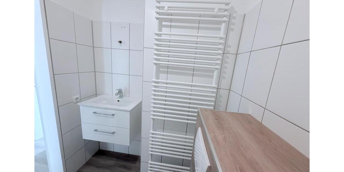 Dachgeschoßwohnung Sarstedt - 3 Zimmer, 72 m&sup2;, 700&euro; | Angebot:26299491