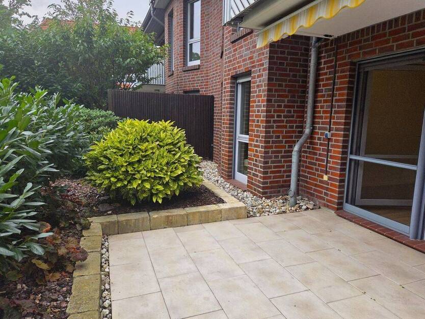Bothfeld! Attraktive 4-Zimmer-Wohnung mit 2 Terrassen und Gartenanteil!