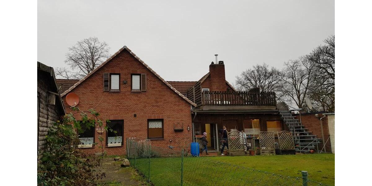 Einfamilienhaus Neustadt am Rübenberge - 12 Zimmer, 250 m&sup2;, 2.125&euro; | Angebot:24224642