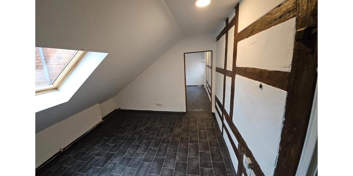 Etagenwohnung Springe - 1 Zimmer, 10 m&sup2;, 320&euro; | Angebot:26041798