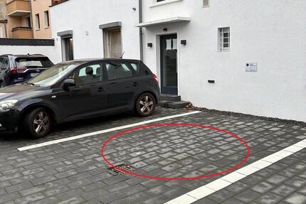 Parkplatz -Celler Straße 32 (List) zu vermieten – 100 €Mon zimmer