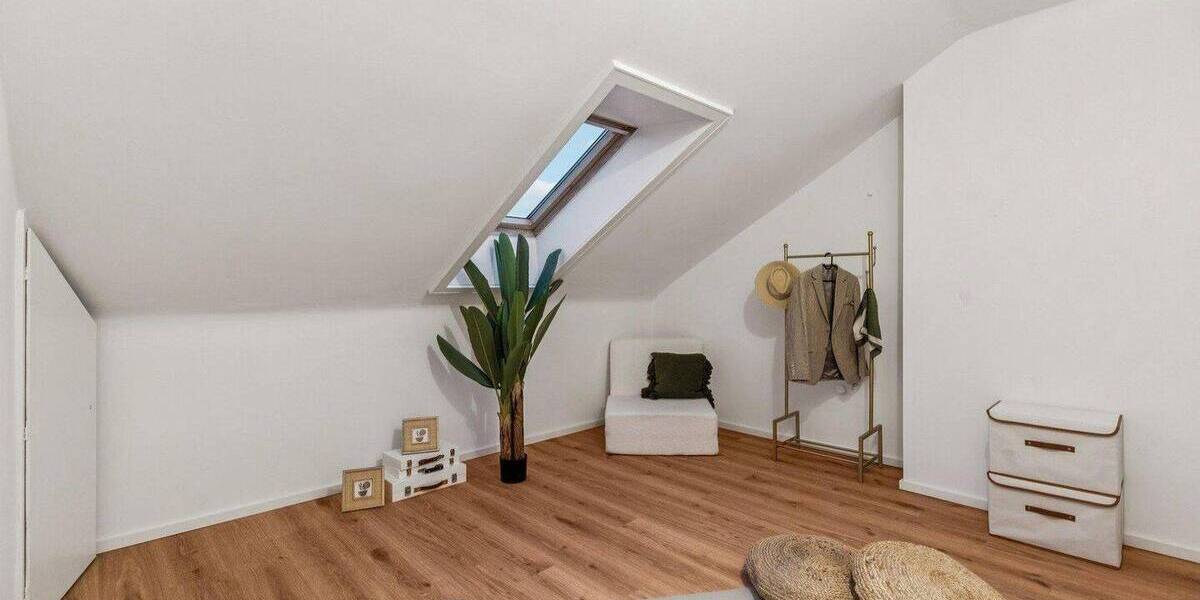 Reihenmittelhaus Seelze Lohnde - 6 Zimmer, 136 m&sup2;, 389.000&euro; | Angebot:26092698