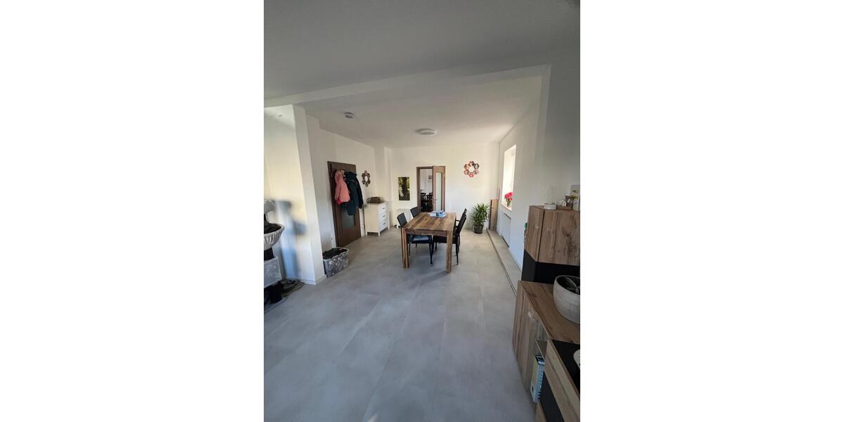 Einfamilienhaus mit Ausbaupotenntial in Eilvese 4 zimmer