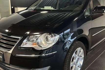 VW Touran 159.000 km 3.970 &euro; Hannover 30559