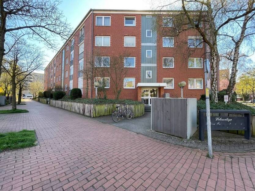 Vermietete 3-Zimmer-Erdgeschoßwohnung mit Terrasse & Stellplatz