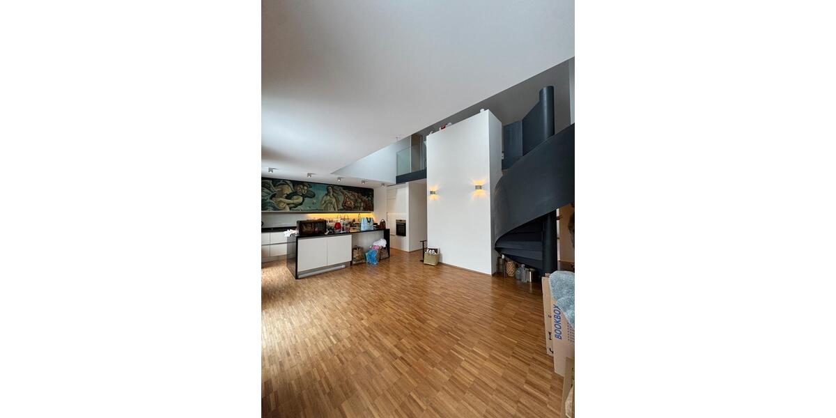 Maisonettenwohnung Hannover - 5 Zimmer, 196 m&sup2;, 2.470&euro; | Angebot:25148036