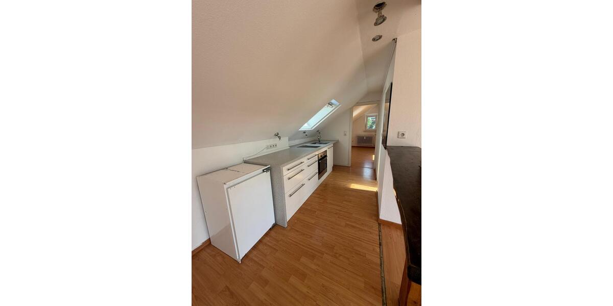 Dachgeschoßwohnung Hannover Bothfeld-Vahrenheide - 2 Zimmer, 45 m&sup2;, 700&euro; | Angebot:26549374