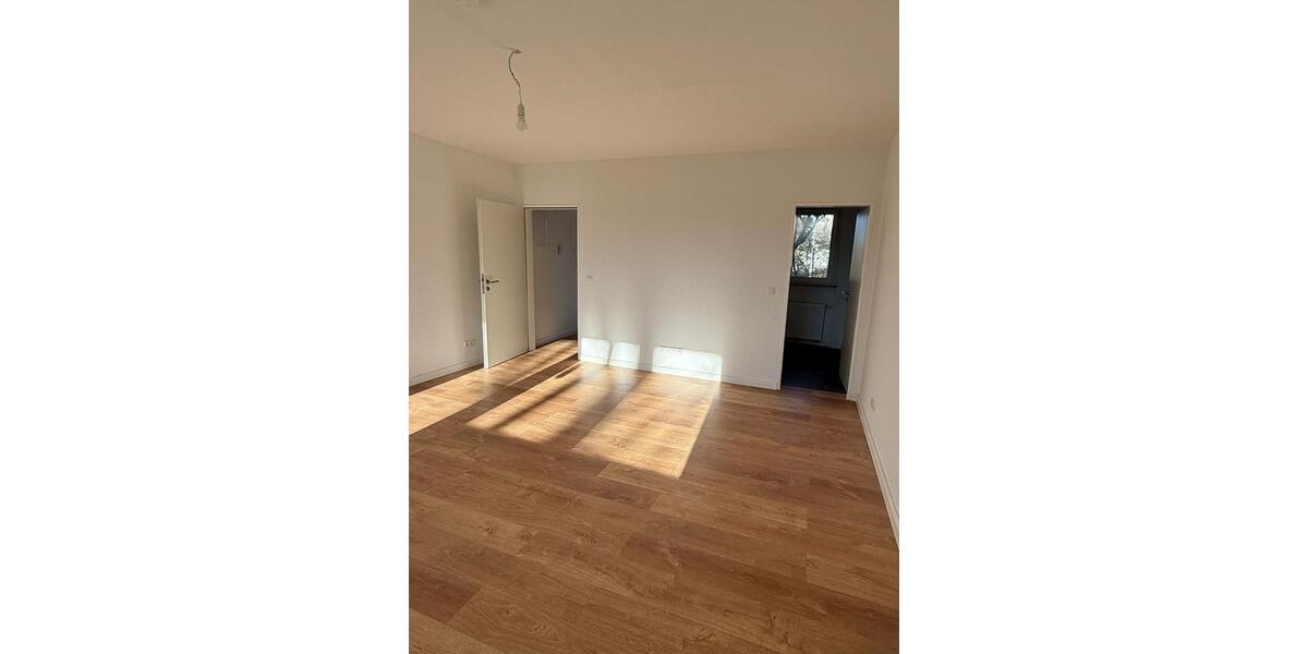 Etagenwohnung Hannover Ahlem-Badenstedt-Davenstedt - 1 Zimmer, 35 m&sup2;, 525&euro; | Angebot:24624665