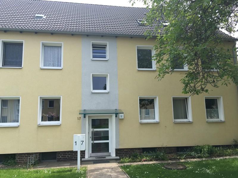 2,5-Zimmer-Wohnung (ca. 54 m²) mit Tageslichtbad zimmer