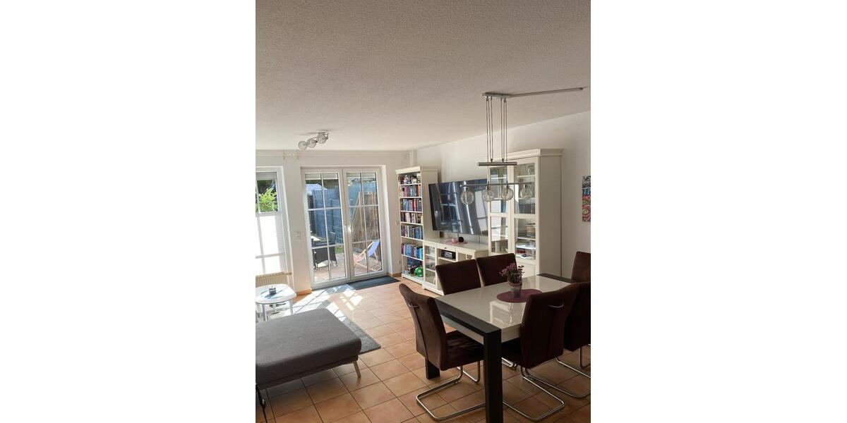 Reihenhaus Garbsen - 5 Zimmer, 140 m&sup2;, 1.780&euro; | Angebot:27607082