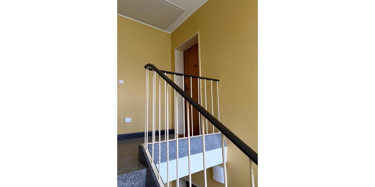 Dachgeschoßwohnung Seelze - 3 Zimmer, 73 m&sup2;, 144.000&euro; | Angebot:26355582