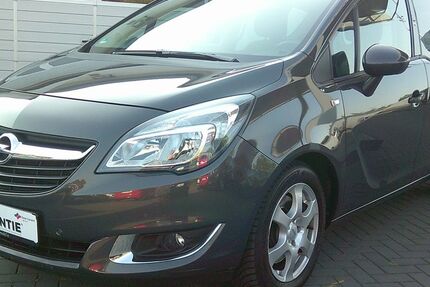 Opel Meriva 100.000 km 9.999 € Gronau (Leine) OT Brüggen 31028