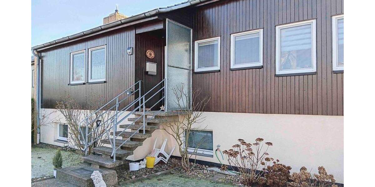 Doppelhaushälfte Hannover Wülferode - 6 Zimmer, 135 m&sup2;, 320.000&euro; | Angebot:24874983