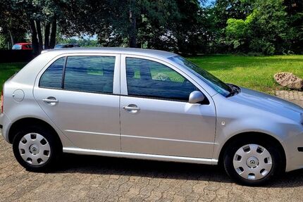 Skoda Fabia 74.245 km 2.500 &euro; Isernhagen 30916