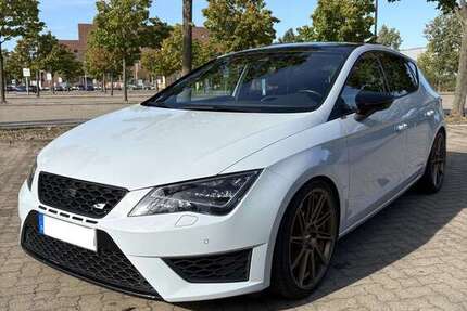 Seat Leon 186.000 km 13.500 € Hannover 30627