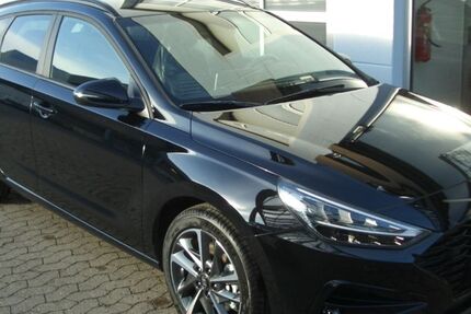 Hyundai i30 2.450 km 24.990 &euro; Hannover 30453