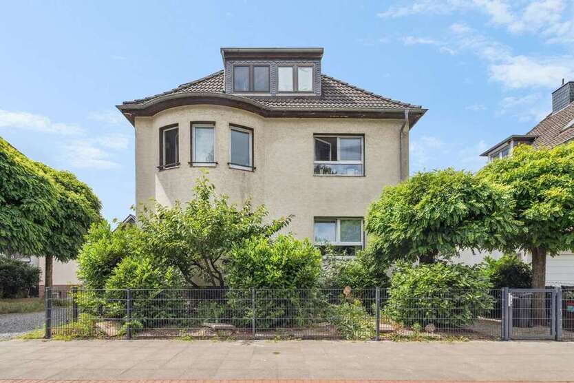 Haus zum Kaufen in Hannover Bemerode 750.000 € 247 m²