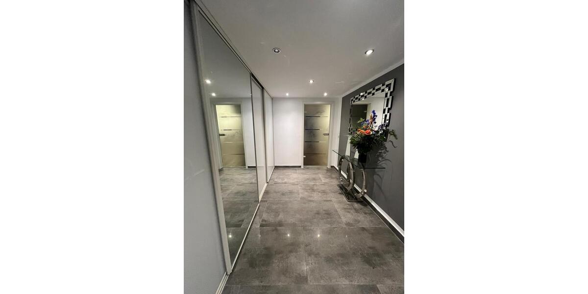 Reihenhaus Garbsen - 6 Zimmer, 180 m&sup2;, 460.000&euro; | Angebot:26171656