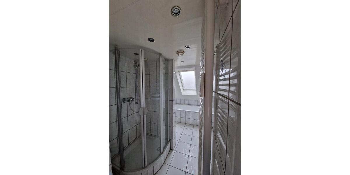 Dachgeschoßwohnung Langenhagen Brink - 1 Zimmer, 20 m&sup2;, 595&euro; | Angebot:25293092