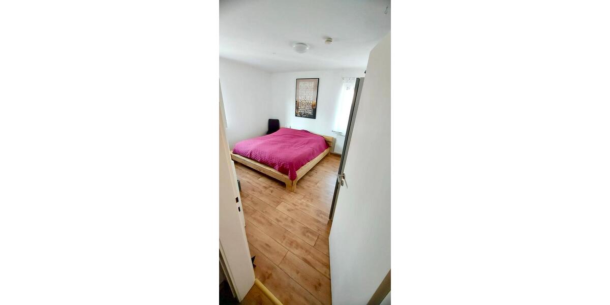 Etagenwohnung Hannover Nord - 3 Zimmer, 82 m&sup2;, 1.300&euro; | Angebot:25571878
