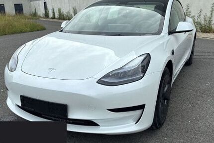 Tesla Model 3 20.606 km 32.200 € Hannover 30519