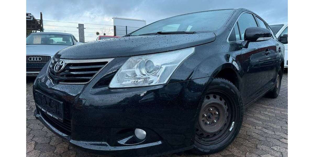 Toyota Avensis 212.000 km 5.990 &euro; Hildesheim 31137